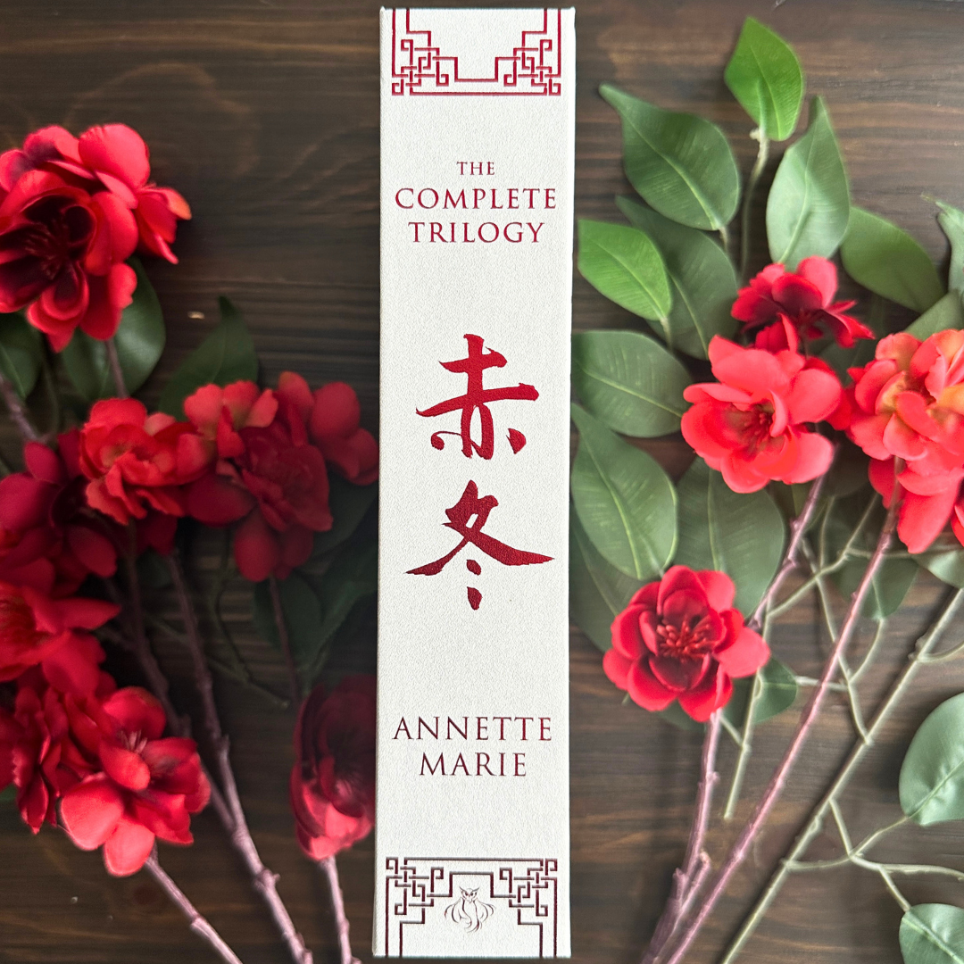 (Pre-order) Red Winter "Kitsune Edition" Hardcover Omnibus